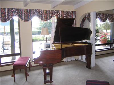 10580 Millerton Road Clovis, CA 93619 - Photo 19 of 45 Formal Living/Dinning Area looking out to Courtyard and Pool area.