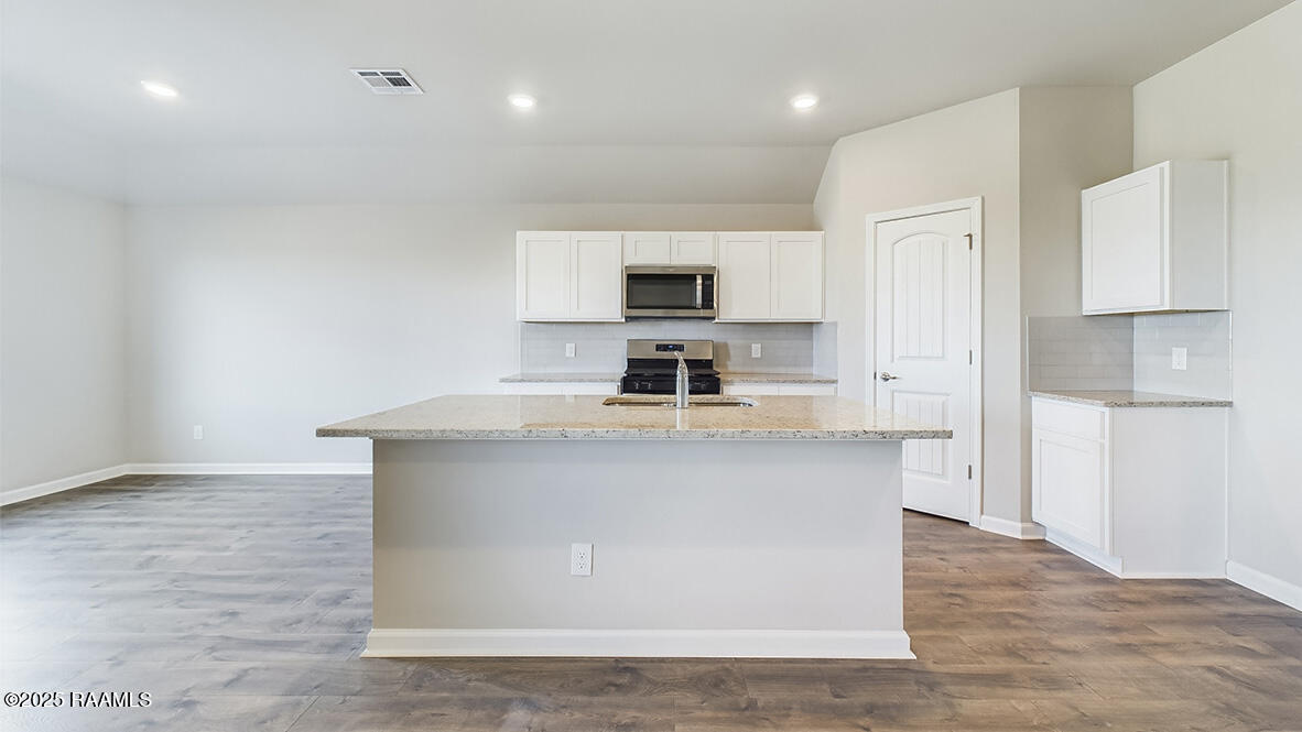 168 Reid Sunset, LA 70584 - Photo 7 of 25 X40F- White-5