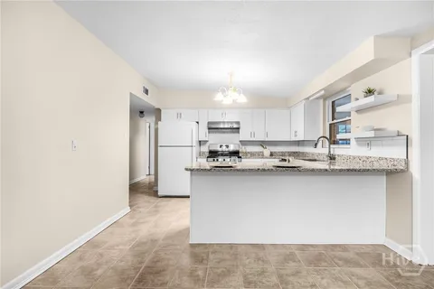 $334,900 | 21 Willow Road, Savannah, GA 31419