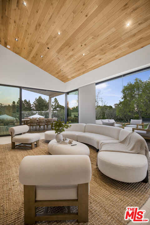 1754 Lechusa Road Malibu, CA 90265 - Photo 9 of 57