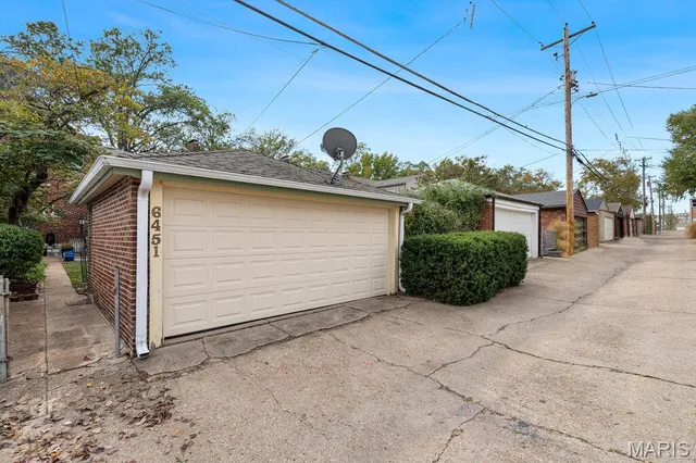 $474,900 | 6451 Devonshire Avenue, St. Louis, MO 63109