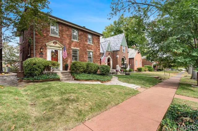 $474,900 | 6451 Devonshire Avenue, St. Louis, MO 63109