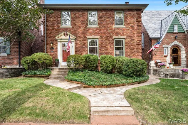 $474,900 | 6451 Devonshire Avenue, St. Louis, MO 63109