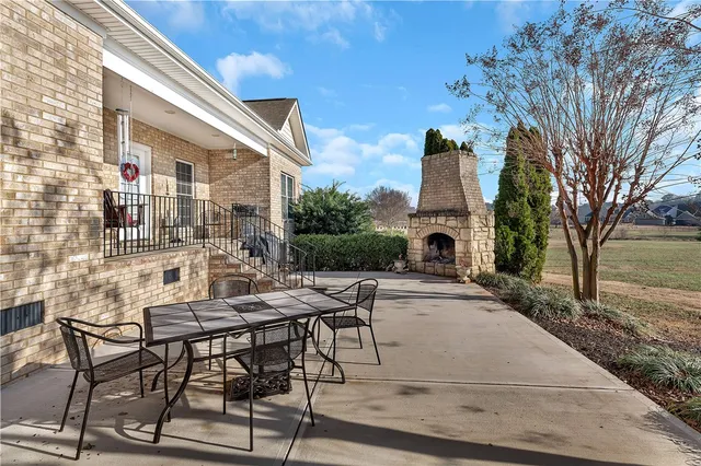 $639,900 | 13 Ione Circle, Williamston, SC 29697