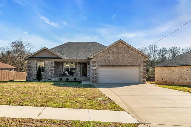 $325,000 | 107 Smithfield Drive, Shelbyville, TN 37160