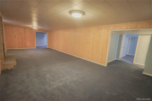 a view of empty room