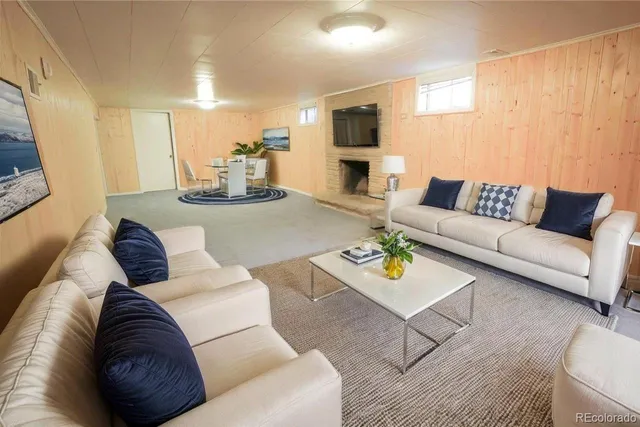 $599,900 | 14891 East Jefferson Avenue, Aurora, CO 80014