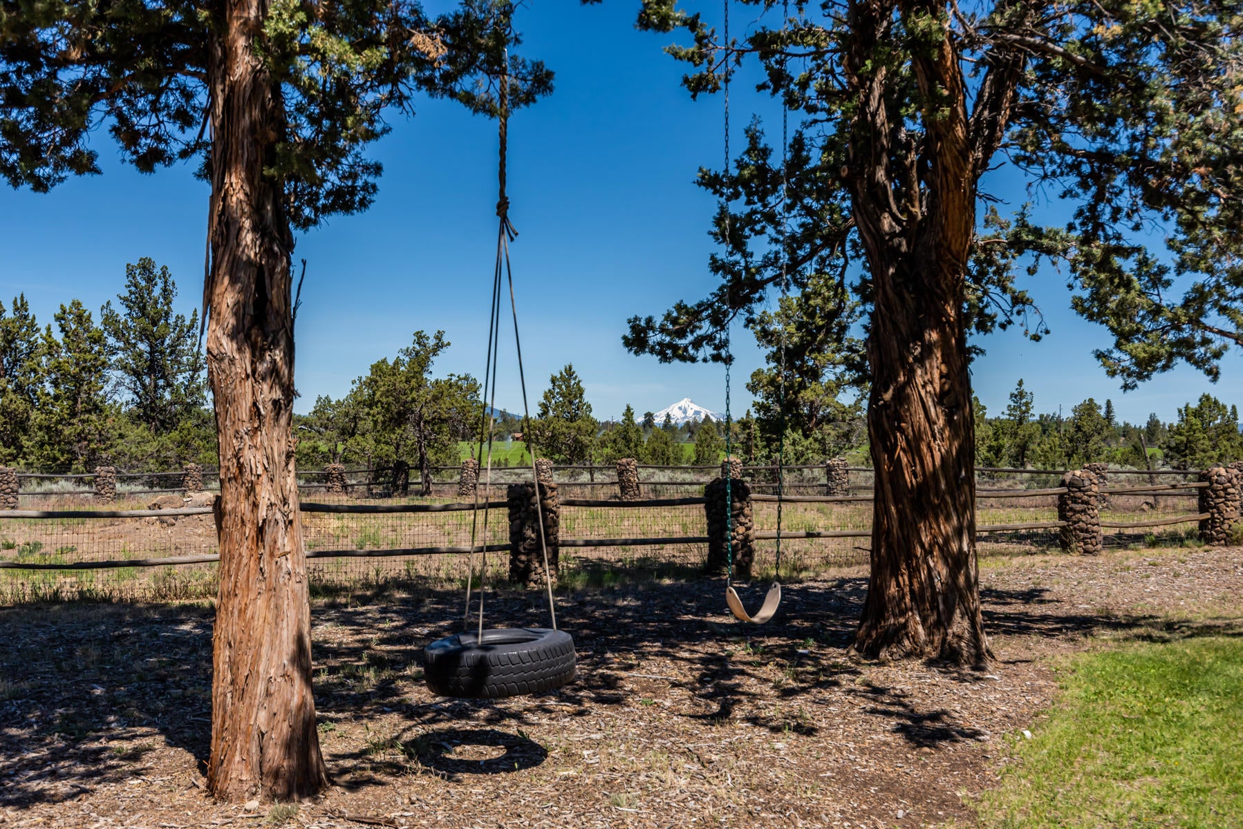 17478 Forked Horn Road Sisters, OR 97759 - Photo 4 of 62 Pull up a swing!