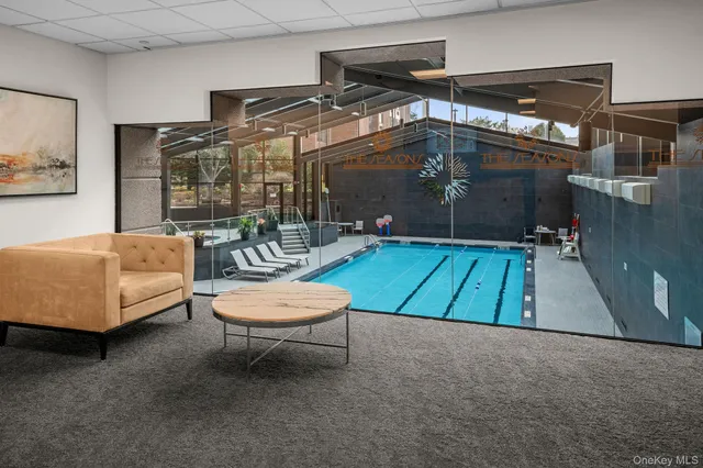 $2,650 | 4 Martine Avenue, Unit PH118, White Plains, NY 10606