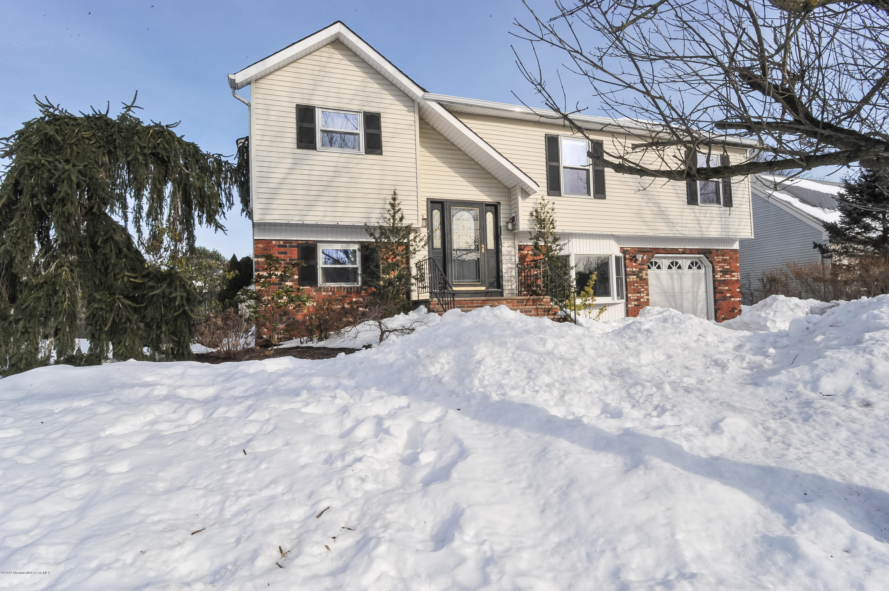 42 Hedgewood Road Howell, NJ 07731 - Photo 4 of 37 DSC_0847-79