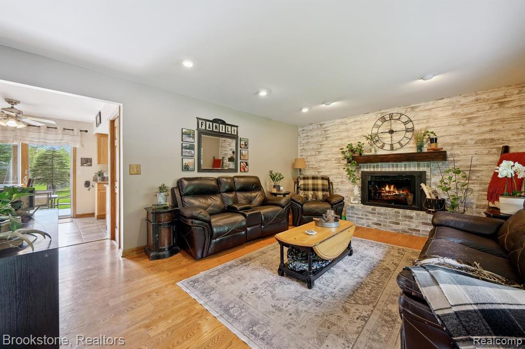 4500 Rohr Road Clarkston, MI 48348 - Photo 10 of 48