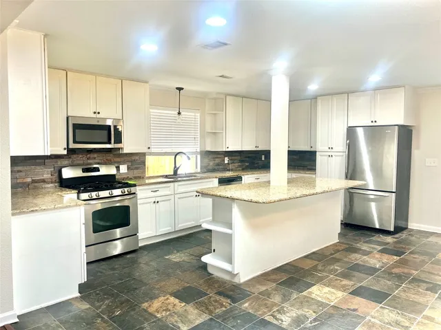 $3,950 | 1902 Karen Avenue, Austin, TX 78757