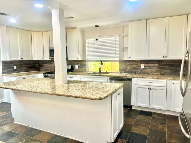 $3,950 | 1902 Karen Avenue, Austin, TX 78757