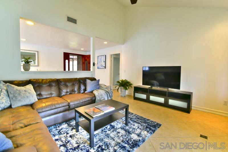 13136 Tobiasson Road Poway, CA 92064 - Photo 10 of 22