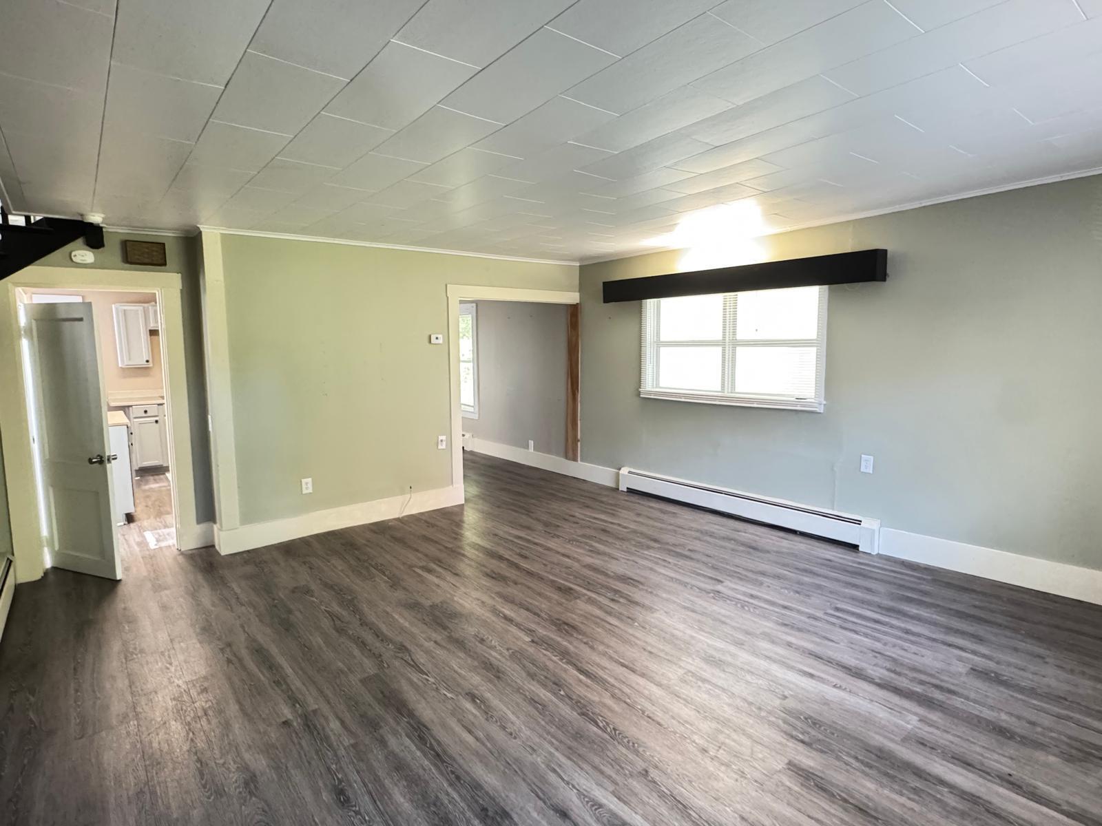 35 Dyer Street Presque Isle, ME 04769 - Photo 10 of 20 Living Room