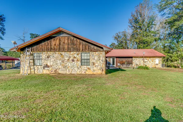 $750,000 | 18170 Highway 28, Taylorsville, MS 39168