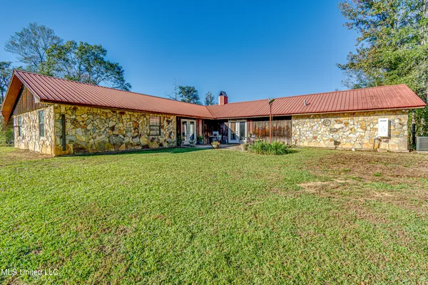 $750,000 | 18170 Highway 28, Taylorsville, MS 39168