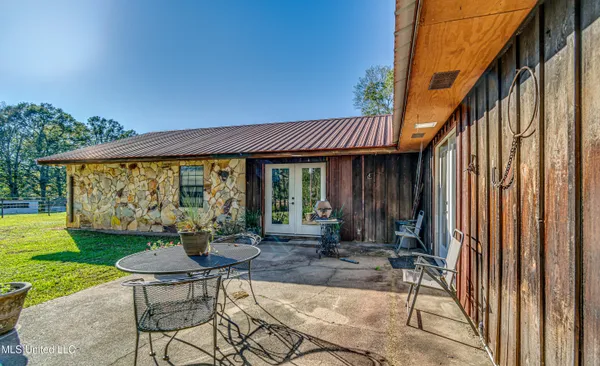 $750,000 | 18170 Highway 28, Taylorsville, MS 39168