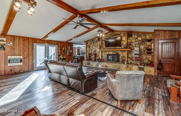 $750,000 | 18170 Highway 28, Taylorsville, MS 39168