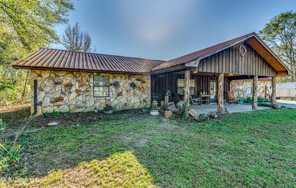 $750,000 | 18170 Highway 28, Taylorsville, MS 39168