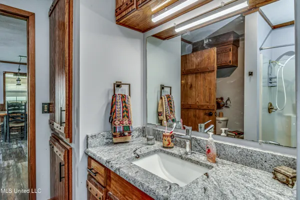 $750,000 | 18170 Highway 28, Taylorsville, MS 39168