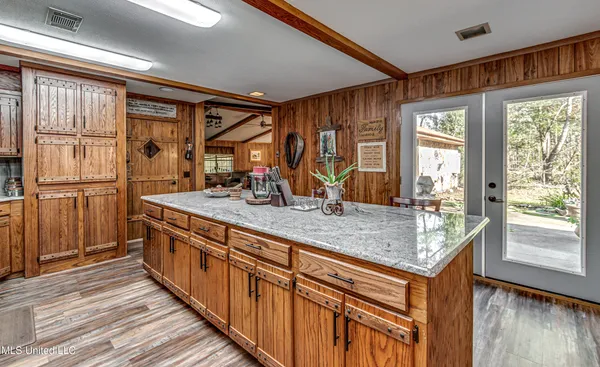 $750,000 | 18170 Highway 28, Taylorsville, MS 39168