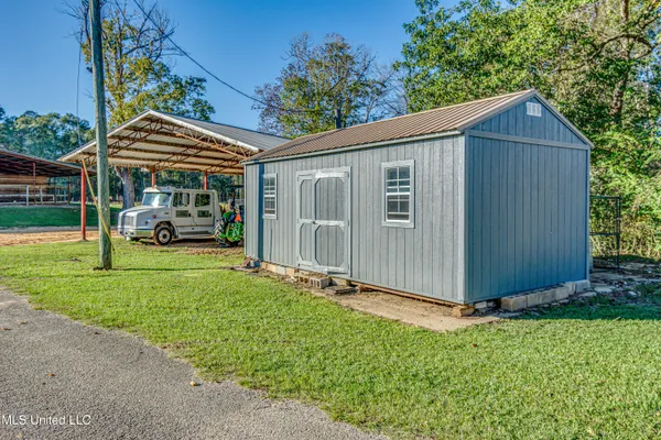 $750,000 | 18170 Highway 28, Taylorsville, MS 39168