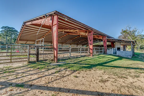 $750,000 | 18170 Highway 28, Taylorsville, MS 39168