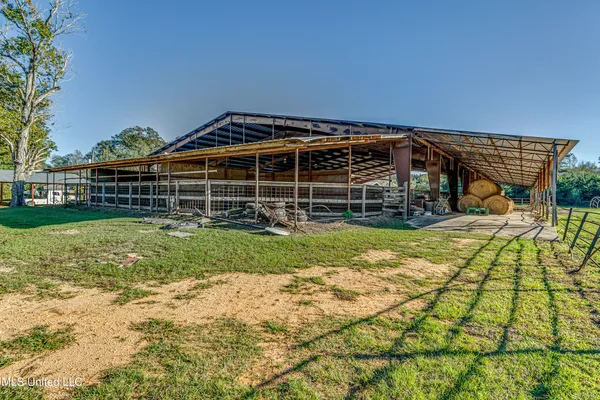 $750,000 | 18170 Highway 28, Taylorsville, MS 39168