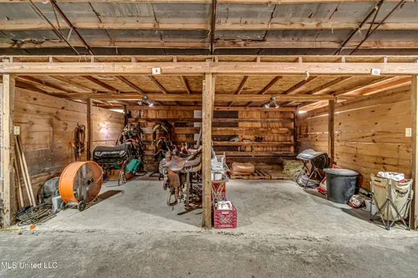 $750,000 | 18170 Highway 28, Taylorsville, MS 39168