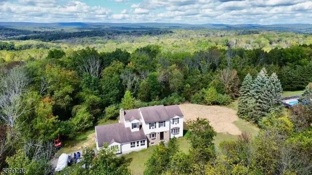 a view of yard and outdoor space
