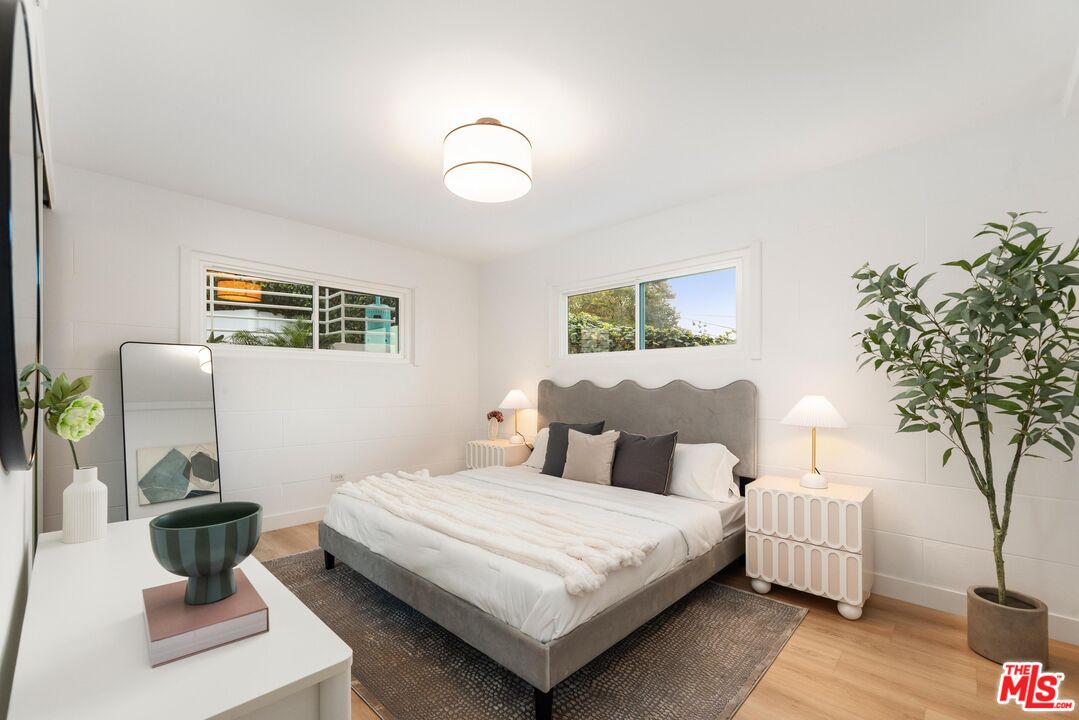 4041 Davana Road Sherman Oaks, CA 91423 - Photo 22 of 28