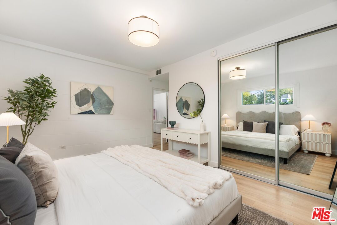 4041 Davana Road Sherman Oaks, CA 91423 - Photo 23 of 28