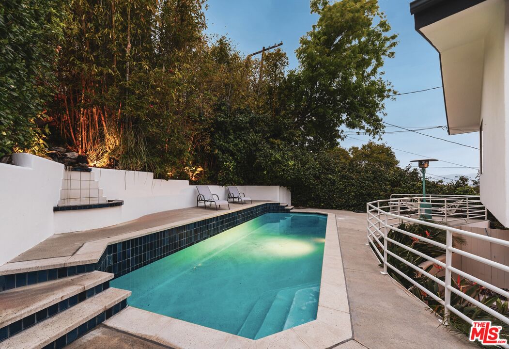 4041 Davana Road Sherman Oaks, CA 91423 - Photo 25 of 28