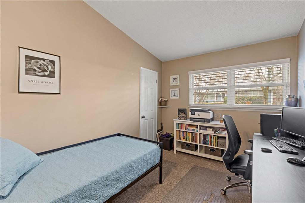 809 Cimmarron Trail Belton, MO 64012 - Photo 18 of 29