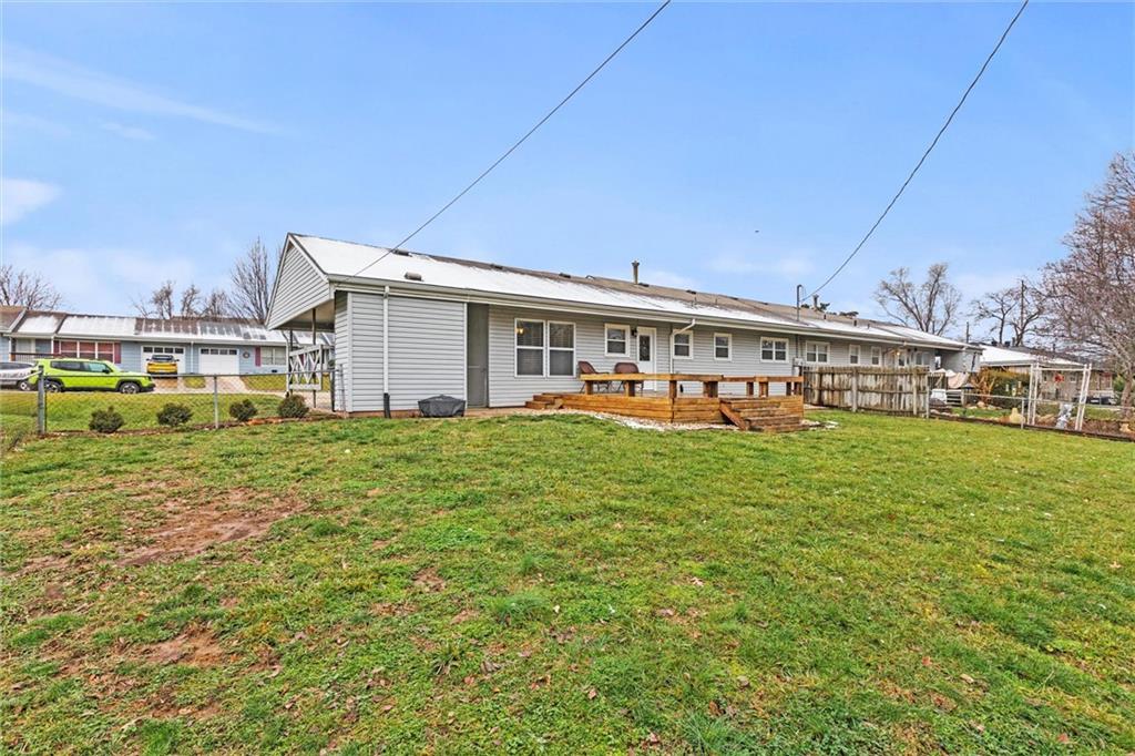 809 Cimmarron Trail Belton, MO 64012 - Photo 28 of 29