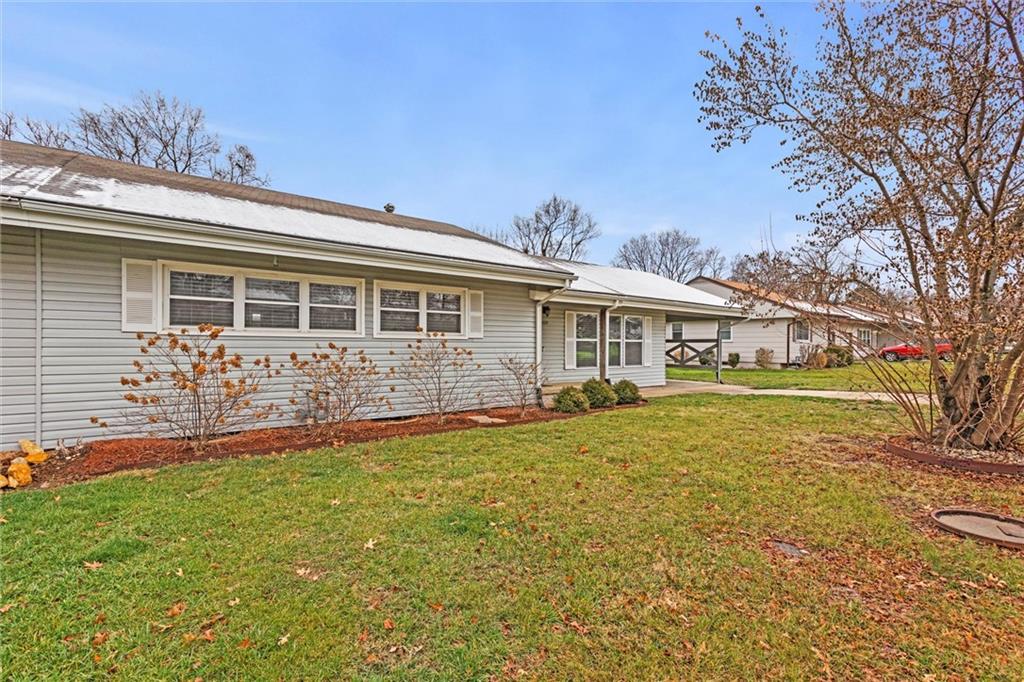 809 Cimmarron Trail Belton, MO 64012 - Photo 4 of 29