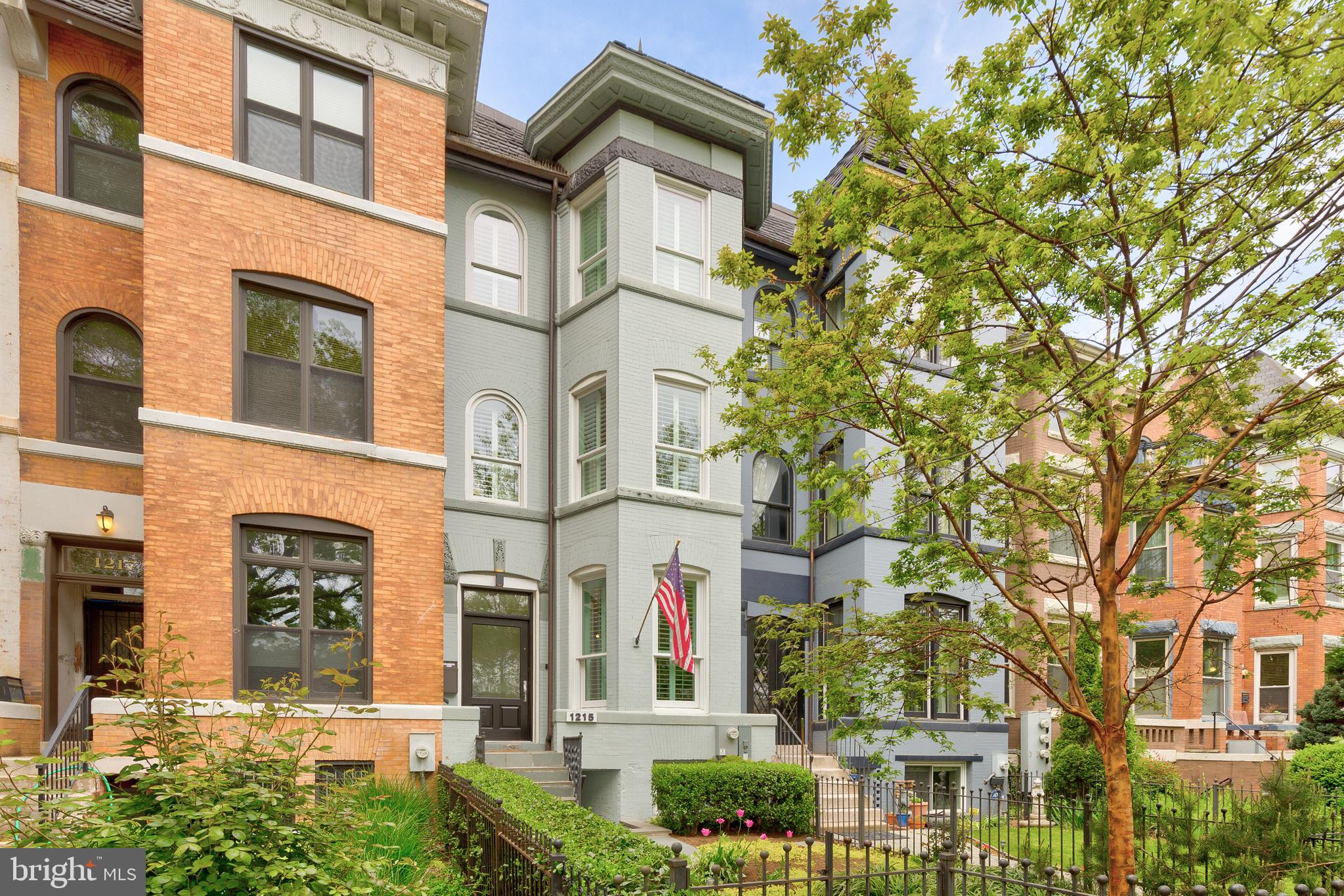 1215 Harvard St NW
