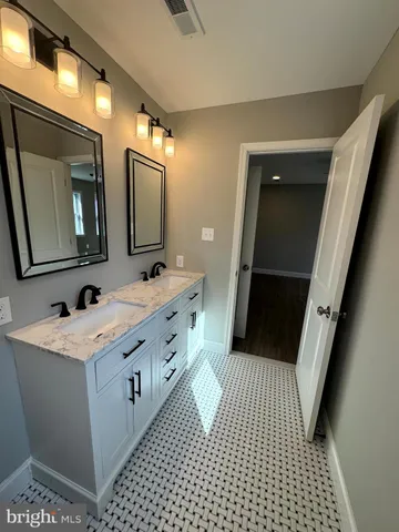 $579,999 | 2304 Parkview Avenue, Abington, PA 19090