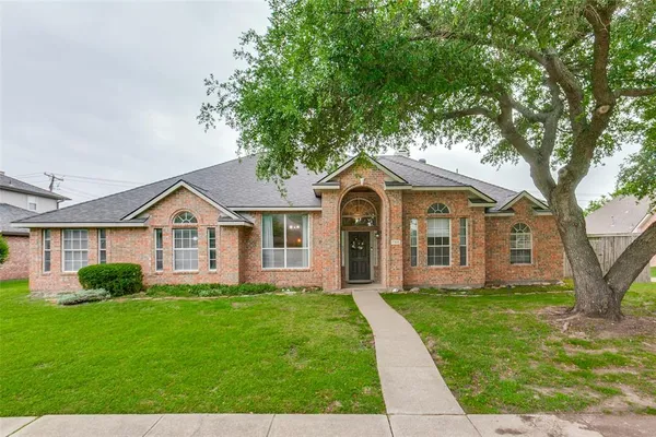 $441,000 | 7305 Silverthorn Drive, Rowlett, TX 75089