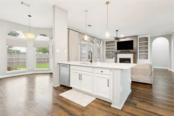 $441,000 | 7305 Silverthorn Drive, Rowlett, TX 75089