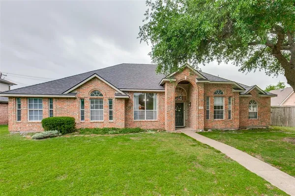 $441,000 | 7305 Silverthorn Drive, Rowlett, TX 75089