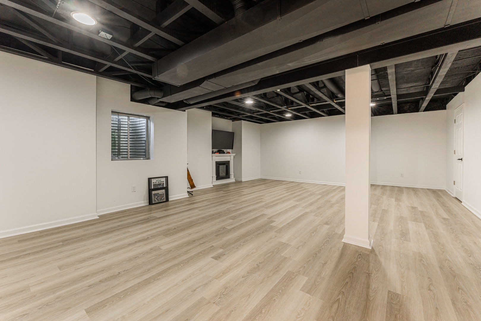 2117 Frantum Road Sycamore, IL 60178 - Photo 19 of 24 a view of a room with wooden floor