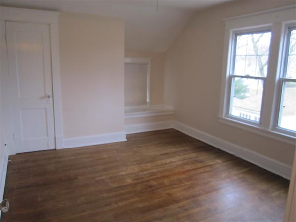 178 Russell Street Springfield, MA 01104 - Photo 15 of 30