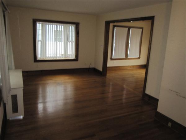 178 Russell Street Springfield, MA 01104 - Photo 10 of 30