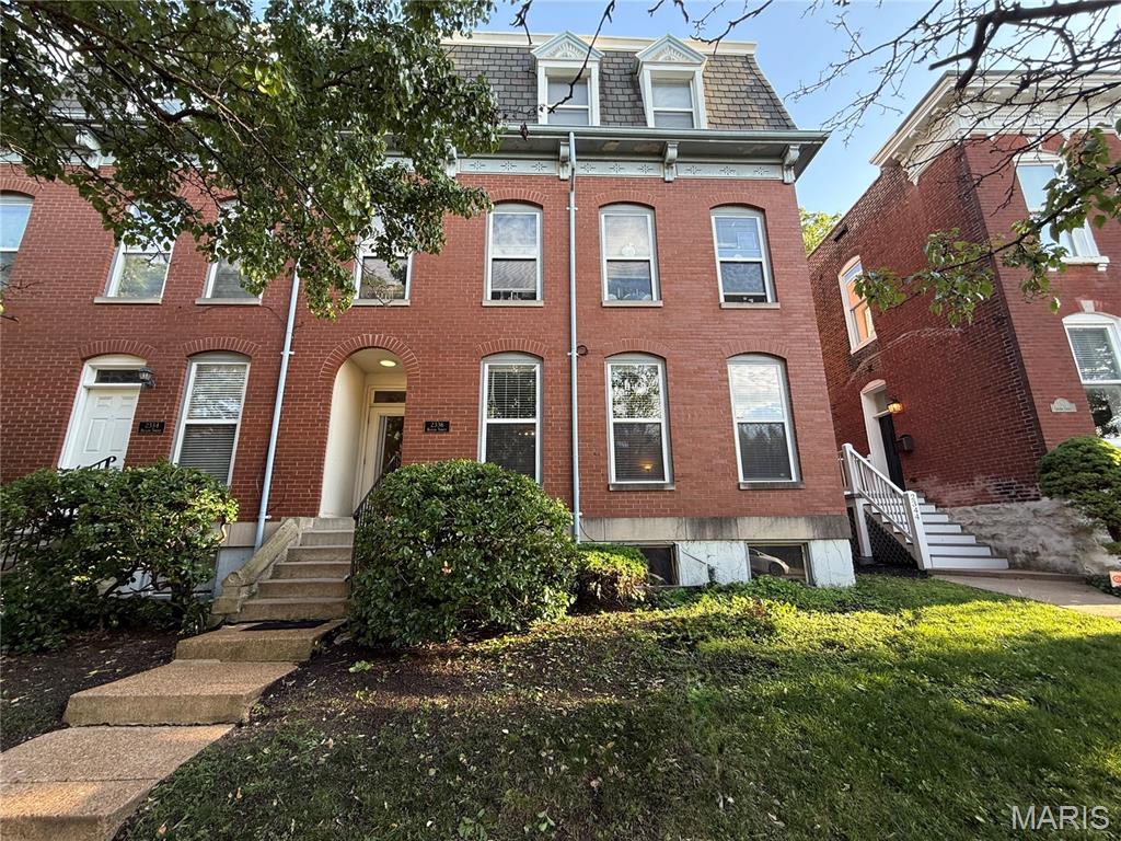 2336 Rutger Street, Unit B St. Louis, MO 63104 - Photo 1 of 31