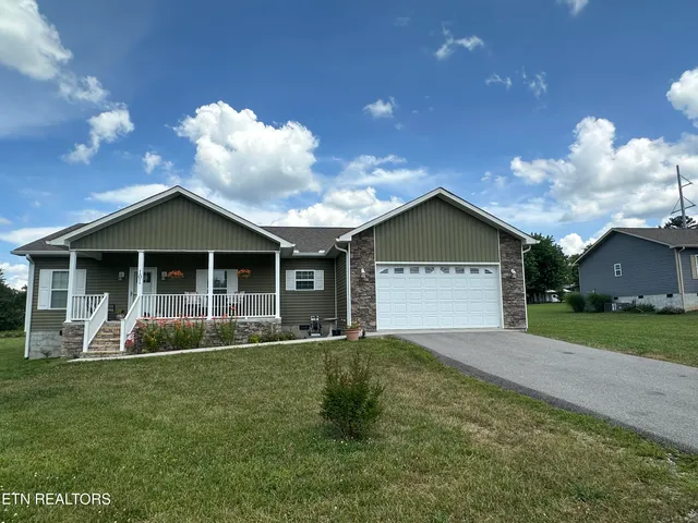 $329,000 | 101 Maca Ridge Circle, Clarkrange, TN 38553
