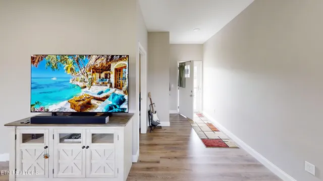 $329,000 | 101 Maca Ridge Circle, Clarkrange, TN 38553