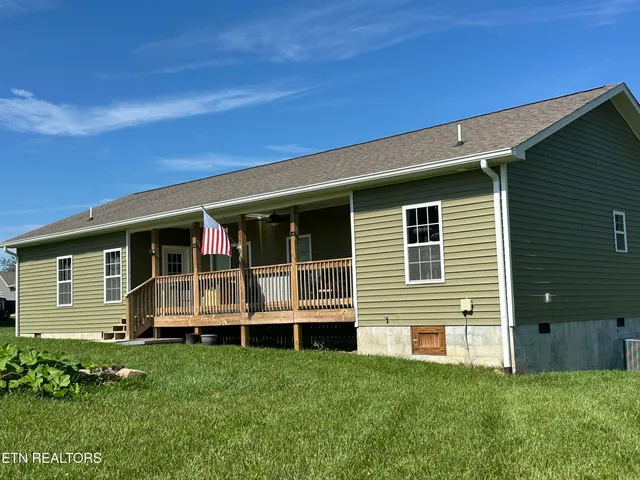 $329,000 | 101 Maca Ridge Circle, Clarkrange, TN 38553