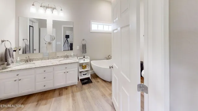 $329,000 | 101 Maca Ridge Circle, Clarkrange, TN 38553